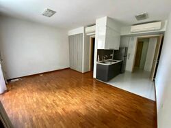 Esparina Residences (D19), Condominium #458790201